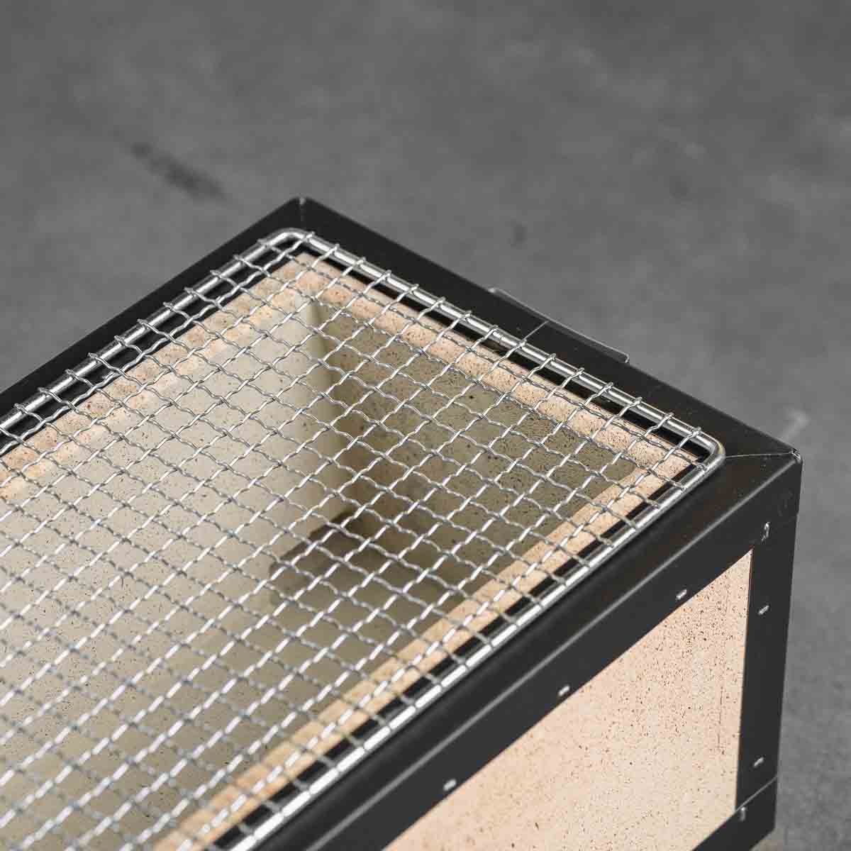 Preorder Only - Kinka Okunoto Hibachi Grill Medium 54cm BQ8WF | 4-8 People - detail view