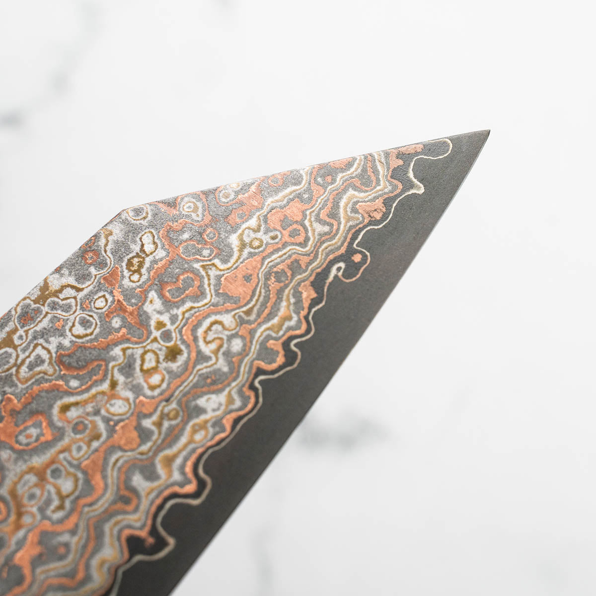 Takeshi Saji VG10-W Nashiji Rainbow Damascus Bunka 165mm - Dark Carbon Fibre