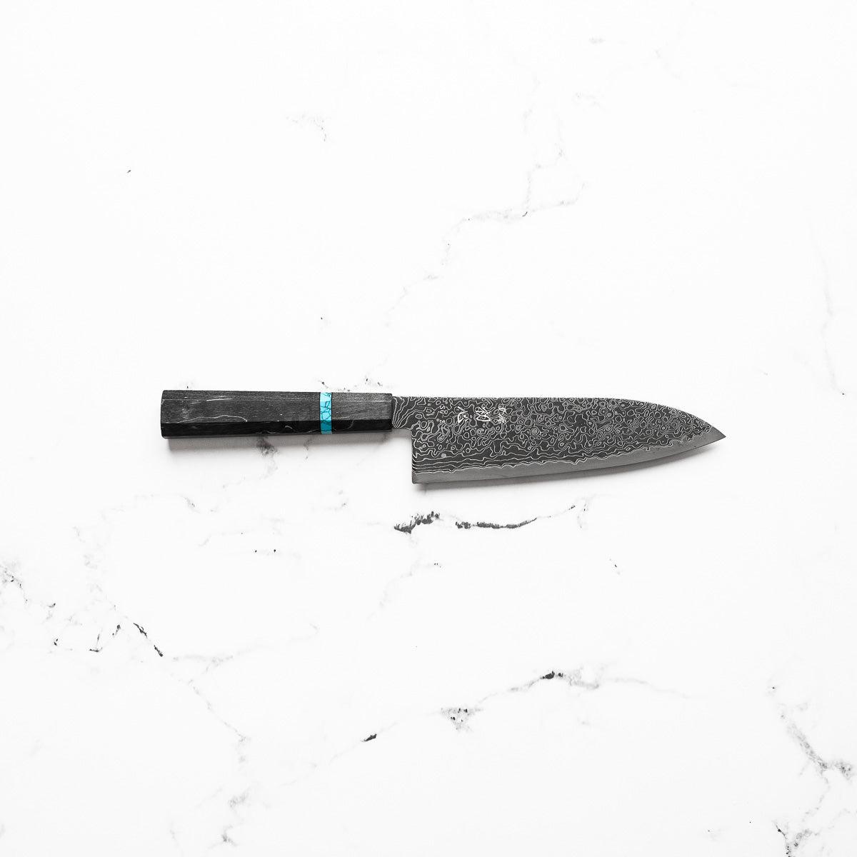 Hatsukokoro Ryuhyo Kurozome SG2 Damascus Santoku 180mm - Maple Turquoise