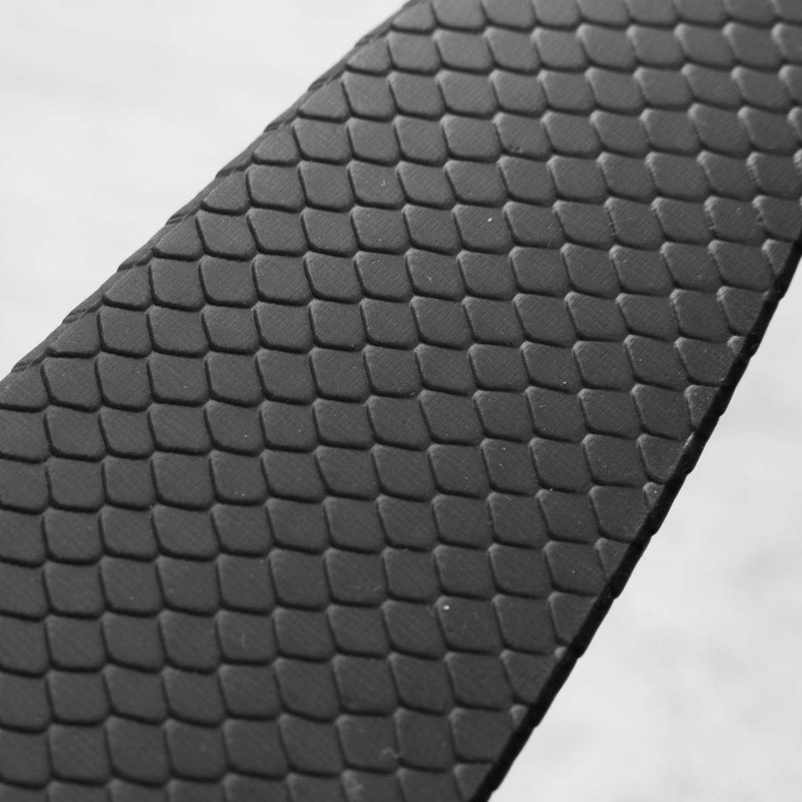 Hajimaru Ginsan Nashiji Santoku 170mm - Fitted Saya - Scales