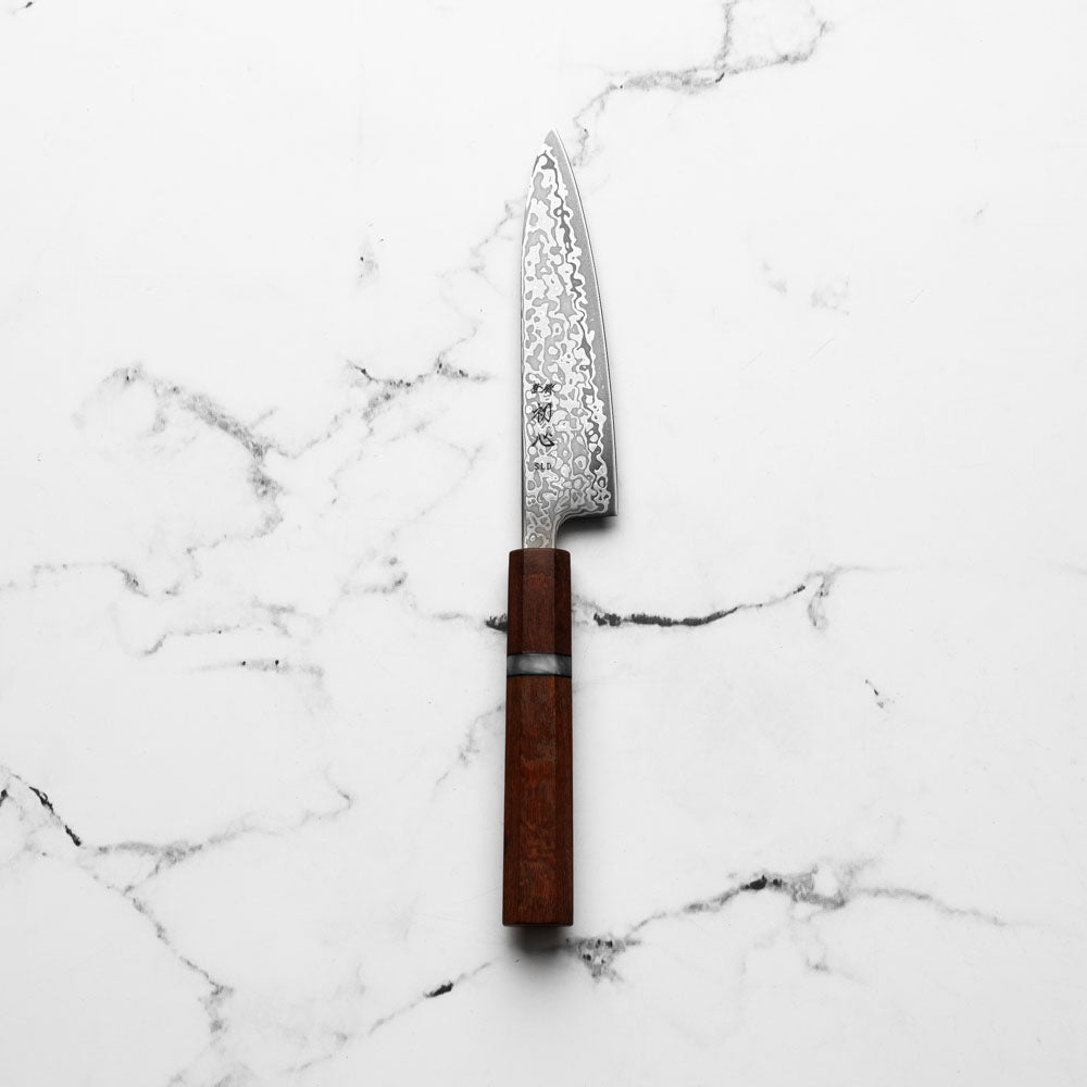 Hatsukokoro Hikari SLD Damascus Kurozome Petty 130mm - Sandalwood