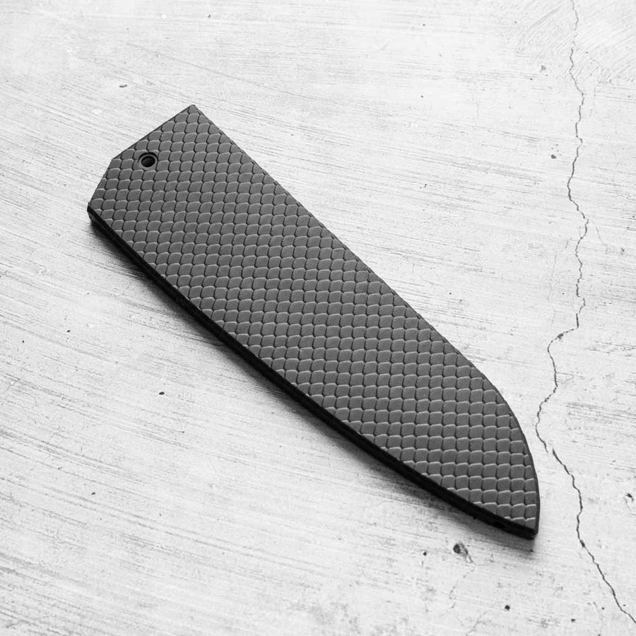 Hajimaru Ginsan Nashiji Santoku 170mm - Fitted Saya - Scales