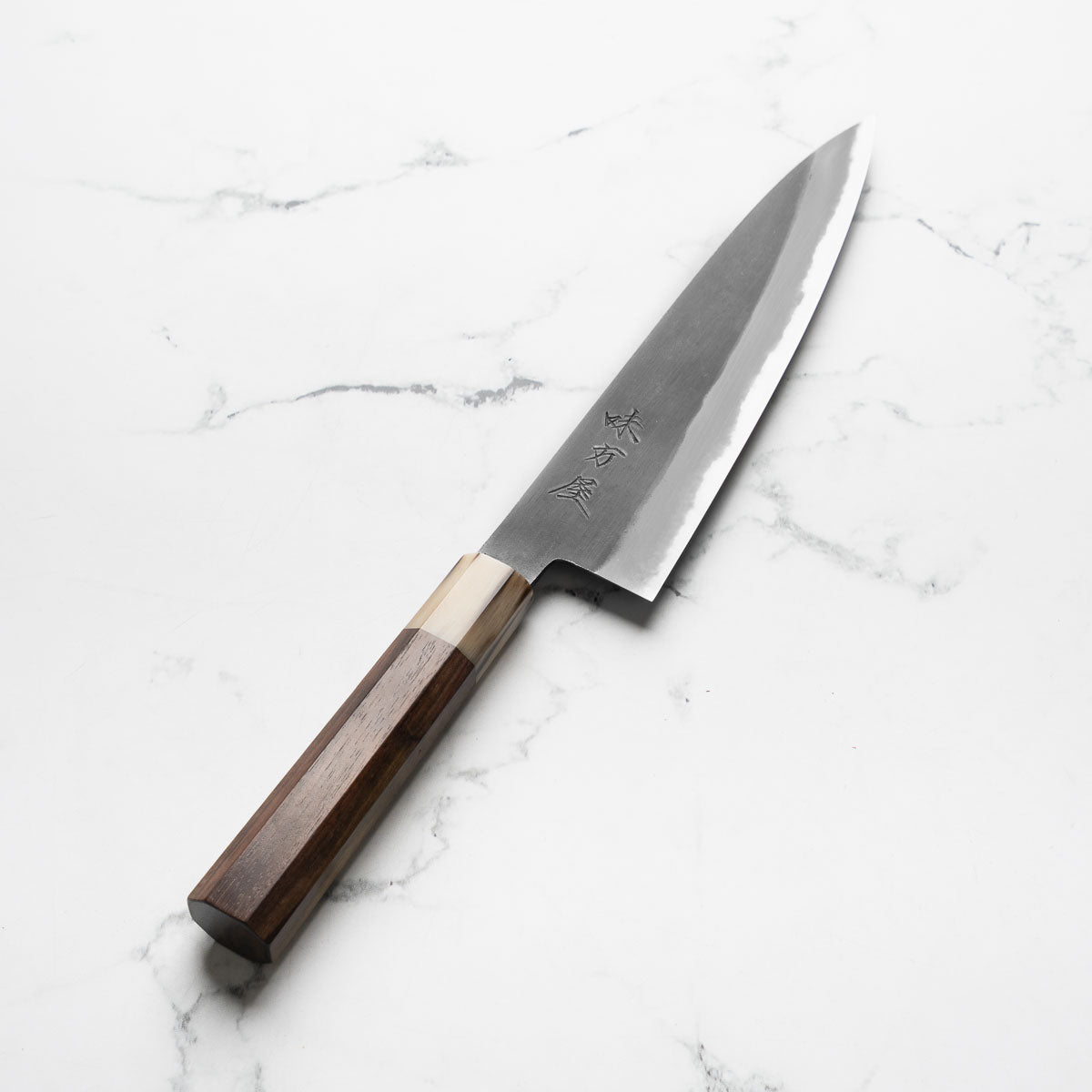 Mutsumi Hinoura Ajikataya White 2 Gyuto 210mm - Rosewood / White Horn